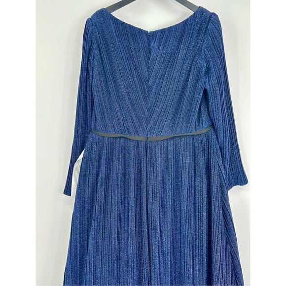 Mac Duggal NWT size 18W shimmering v neck long sleeve gown 48892 plus size mothe - Picture 13 of 16